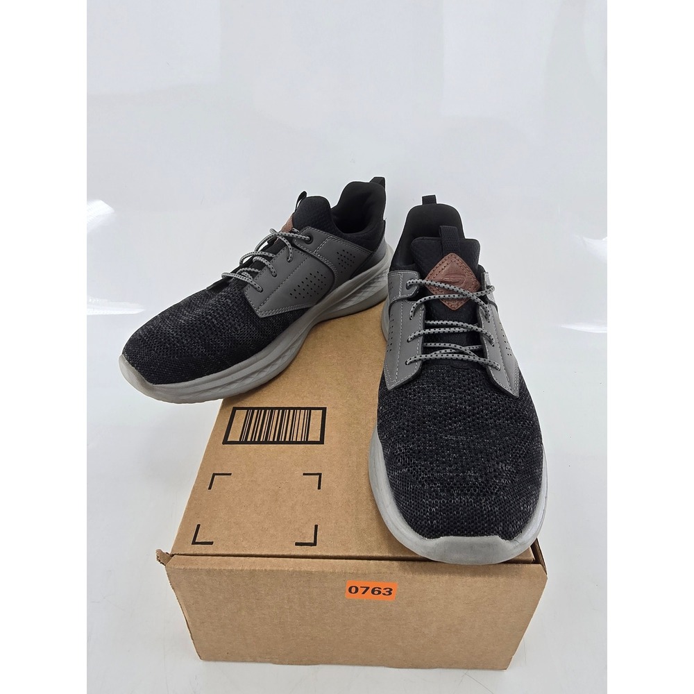 Skechers Relaxed Fit Mens 10 Black Gray Air-Cooled Memory Foam 210892 - VG